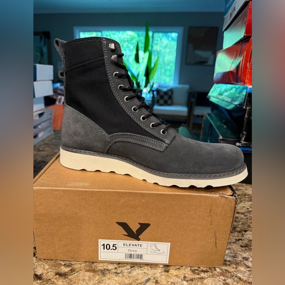Territory Elevate Tru Comfort Foam Water Resistant Plain Toe Lace-up Ankle Boot
